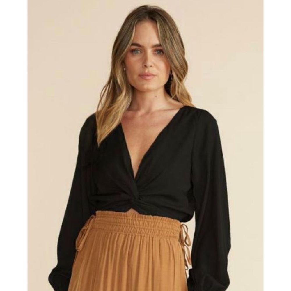 Minkpink Tops | Harper Twist Blouse Black – Women’s Size Large Nwt
